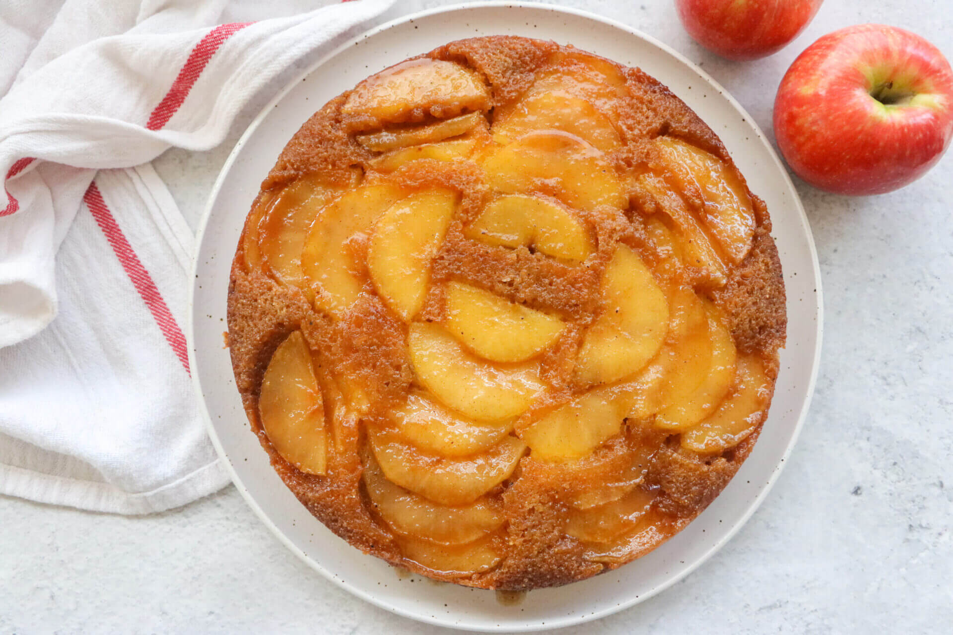 apple upside down cake